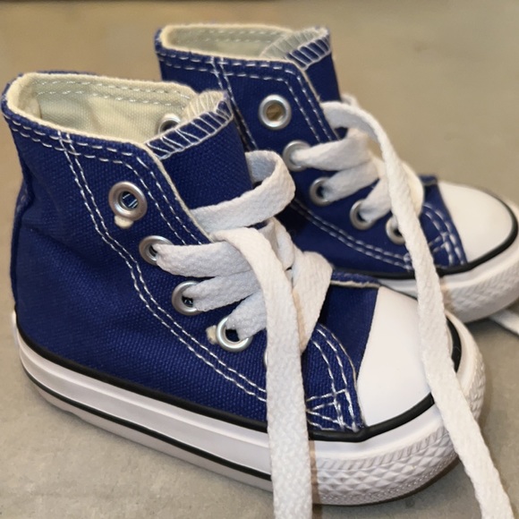 Toddler high top converse - Picture 3 of 5